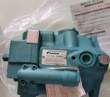 大金液压泵V38A3RX-95